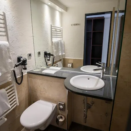 Penzion Gaestehaus Am Raeuschenberg Höxter