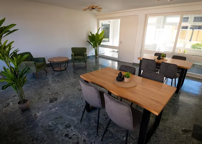 Gaestehaus Am Raeuschenberg بيت ريفي *